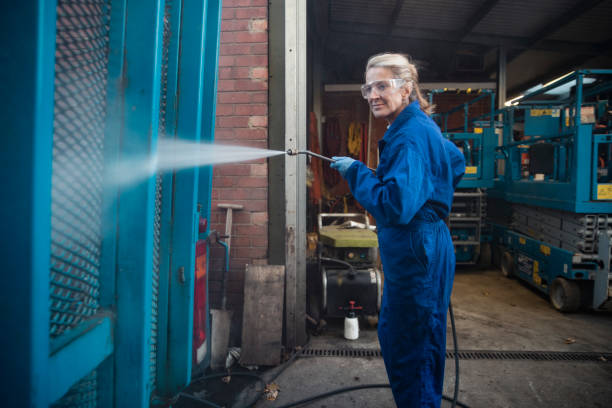 Best Commercial Pressure Washing  in Coon Rapids, IA