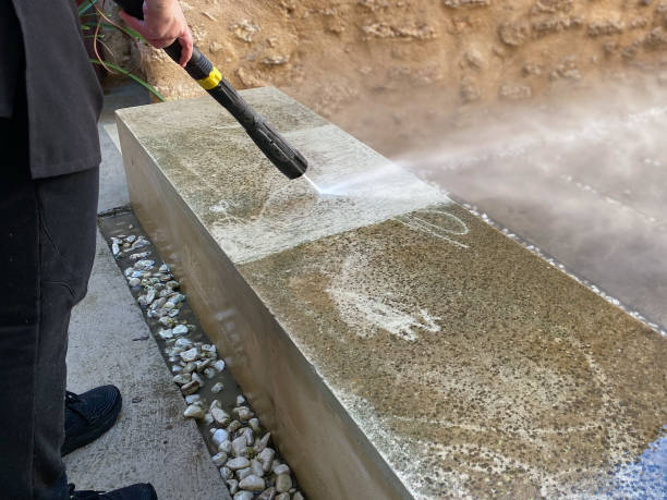 Best Garage Pressure Washing  in Coon Rapids, IA